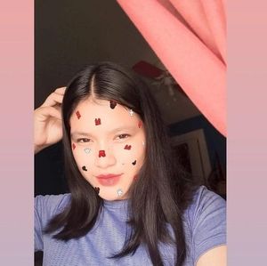 Meet your Posher, Valeria